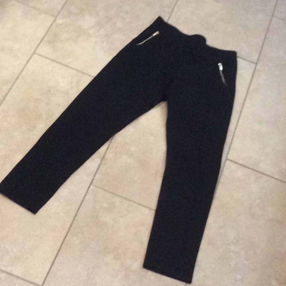 Girls Knit Pants with Decorative Zipper Pockets